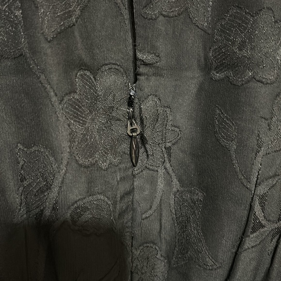 🆕🎉HP🎊NWT Gorgeous Size 3X Torrid Blouse - Picture 5 of 9